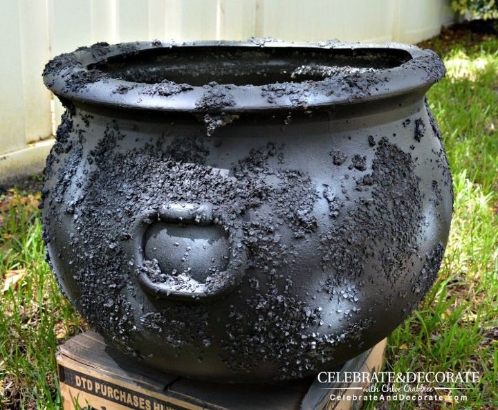 create a creepy looking cauldron from a plastic one crafts halloween decorations seasonal
