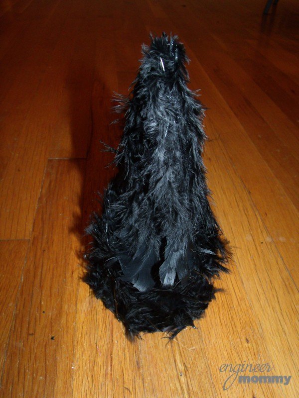 black feather tree w silver spiders, crafts, halloween decorations