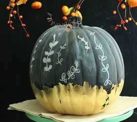 s 19 fast and fresh ways to spruce up your fall home, home decor, seasonal holiday decor, Turn Your Pumpkin into a Chalkboard