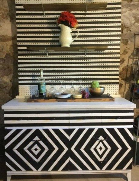 19 Geometric Furniture Designs to Instantly Redefine Your Space | Hometalk