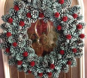pine cone wreath, crafts, seasonal holiday decor, wreaths