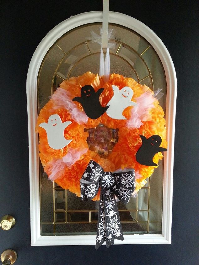 coffee filter halloween wreath, crafts, halloween decorations, seasonal holiday decor, wreaths