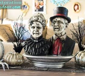 spooky halloween coffee table decor, halloween decorations, seasonal holiday decor