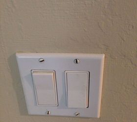 q reversed operation of an electrical switch, electrical, home maintenance repairs, minor home repair, Faceplate with 2 switches
