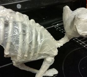 mummify a plastic skeleton, crafts, halloween decorations