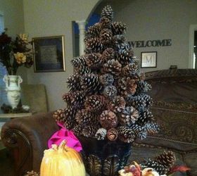 s 13 reasons to rush outside and collect an armful of pine cones, christmas decorations, crafts, repurposing upcycling, seasonal holiday decor, Frosted Cone Tree