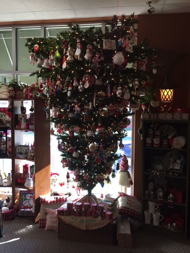 Can You Turn A Regular Artificial Tree Into A Upside Down