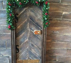 holiday elf door, christmas decorations, crafts, seasonal holiday decor, Accessorize the door for more whimsy