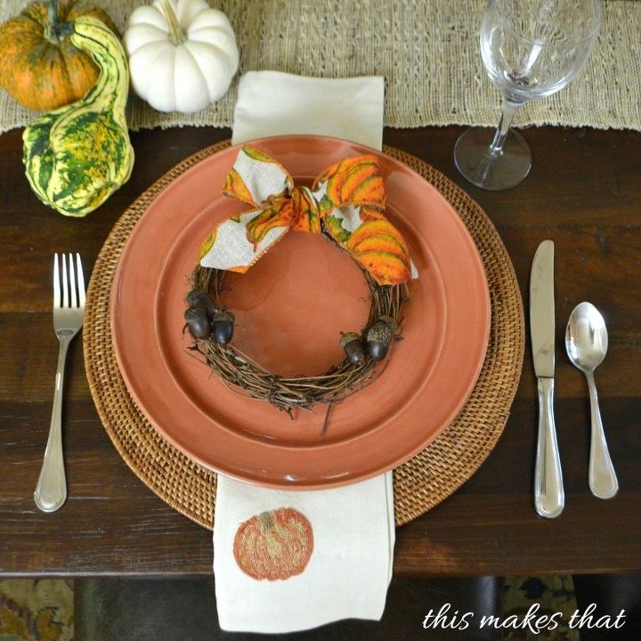 s these bloggers want to turn your home into a fall fantasy land, crafts, halloween decorations, home decor, seasonal holiday decor, thanksgiving decorations, Make Mini Personalized Wreaths for Each Guest