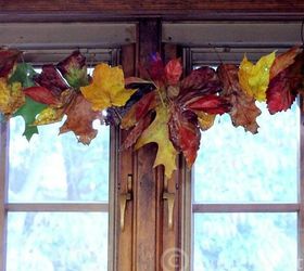 s this is what the perfect fall home looks like according to bloggers, home decor, seasonal holiday decor, A Classic Colorful Leaf Hanging