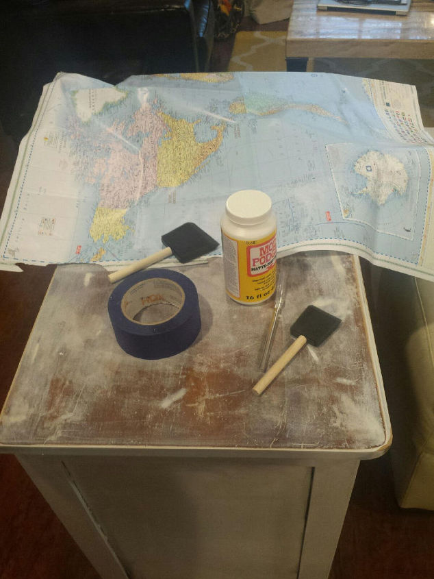 mesa de mapa do mundo de decoupage diy