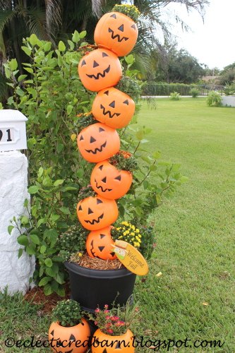 what to do with plastic pumpkins, gardening, halloween decorations, repurposing upcycling, seasonal holiday decor