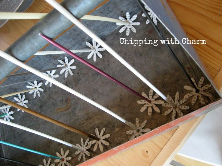 agujas de tejer vintage reutilizadas como flores de papel