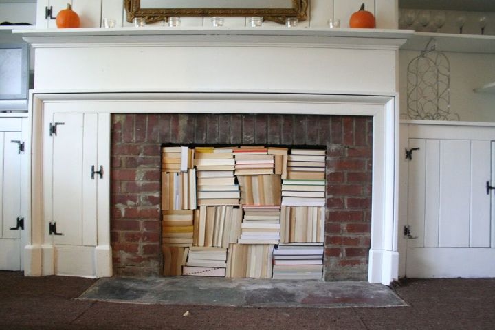 fireplace makeover with books, fireplaces mantels, living room ideas, repurposing upcycling