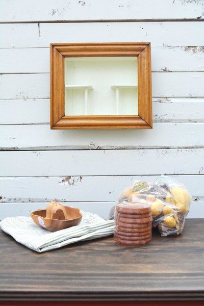 s 19 random thrift store finds become outrageously awesome decor, home decor, repurpose household items, repurposing upcycling, Shadow Box Frame to Centerpiece Before
