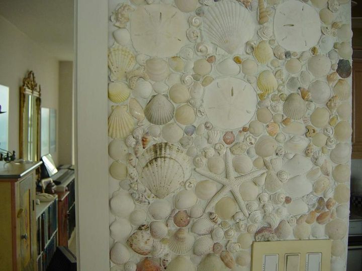 shells and pebbles brighten up a bathroom, bathroom ideas, wall decor, Shell overload