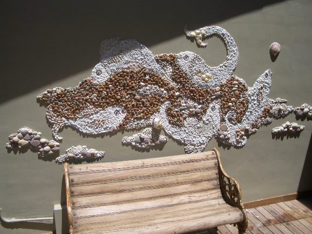 mosaico de guijarros y conchas, El producto terminado