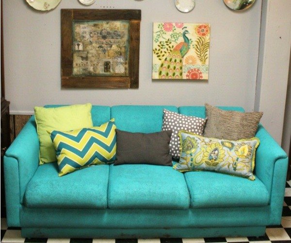18 magnficos ahorros en muebles que te harn sonrer, He pintado un sof con spray