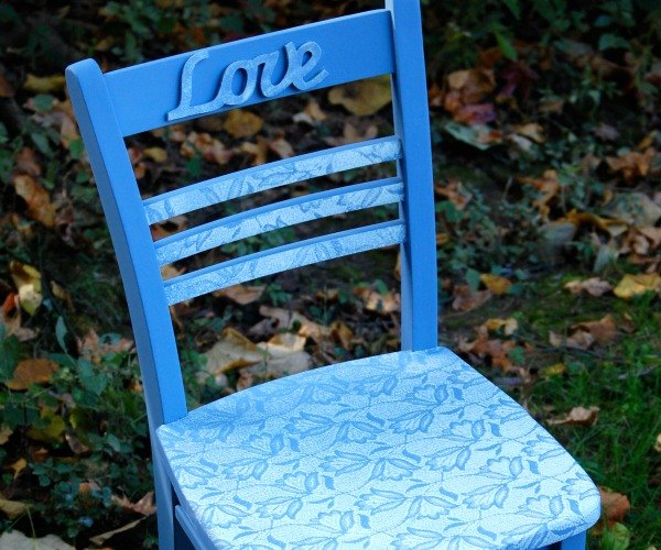 18 magnficos ahorros en muebles que te harn sonrer, Spray It Pretty Lace Chair octfabflippincontest