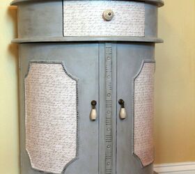 Table Makeover With Chalky Paint and Scrapbook Paper