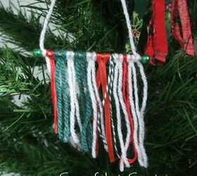 mini yarn wall hanging ornament, christmas decorations, seasonal holiday decor, Mini Yarn Wall Hanging Ornament