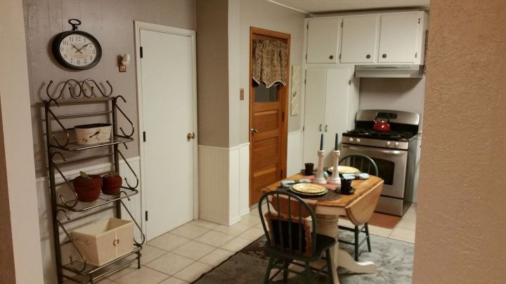 updating and staging a vacant house, real estate, Kitchen AFTER updating and staging