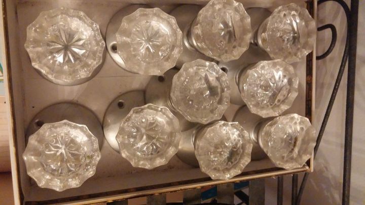 glass door knobs