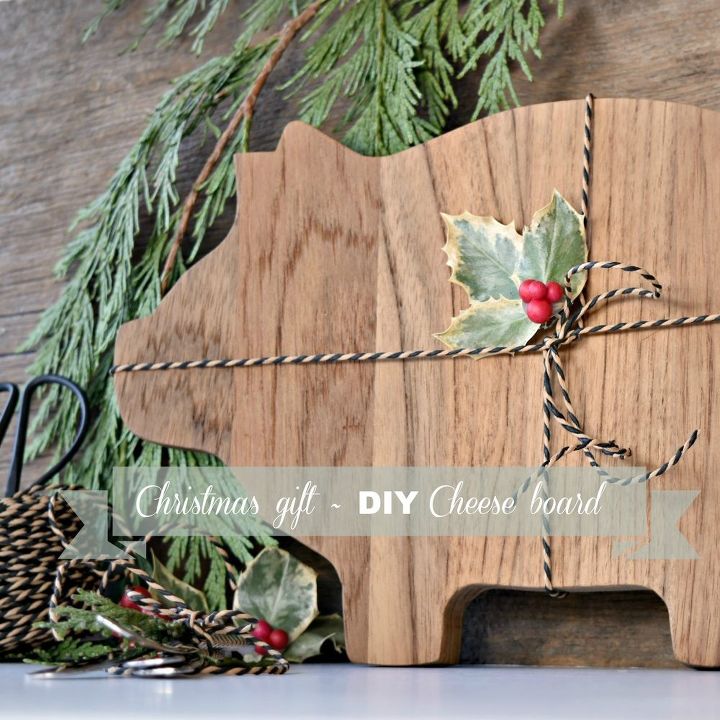 christmas gift diy cheese board, crafts, how to, woodworking projects