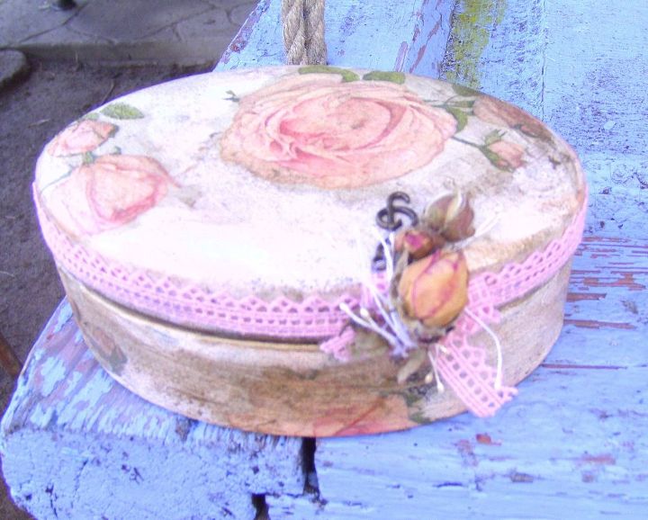 How To Decoupage Wood Tutorial Flea Market Flip Ideas Hometalk