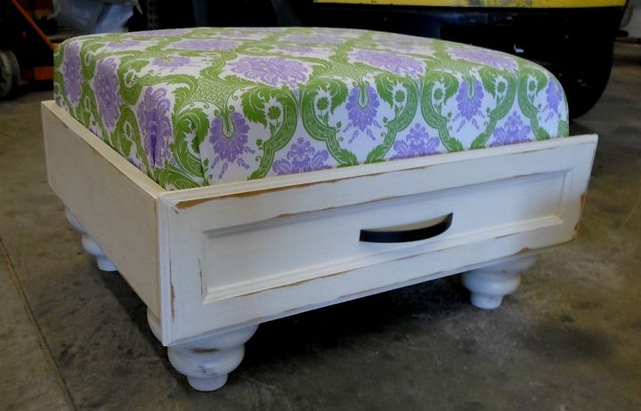 ever wanted to make one of those dresser drawer ottomans, bedroom ideas, diy, painted furniture, repurposing upcycling