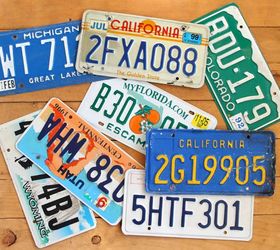 This woman uses a stack of license plates to make her home so merry and bright!