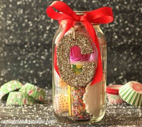 Ideas de regalos de Navidad en mason jars para los amantes de los cupcakes