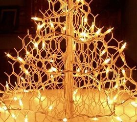 s 20 fake christmas trees you ll wish you d seen sooner, christmas decorations, repurposing upcycling, seasonal holiday decor, Fence Wire Wonderment