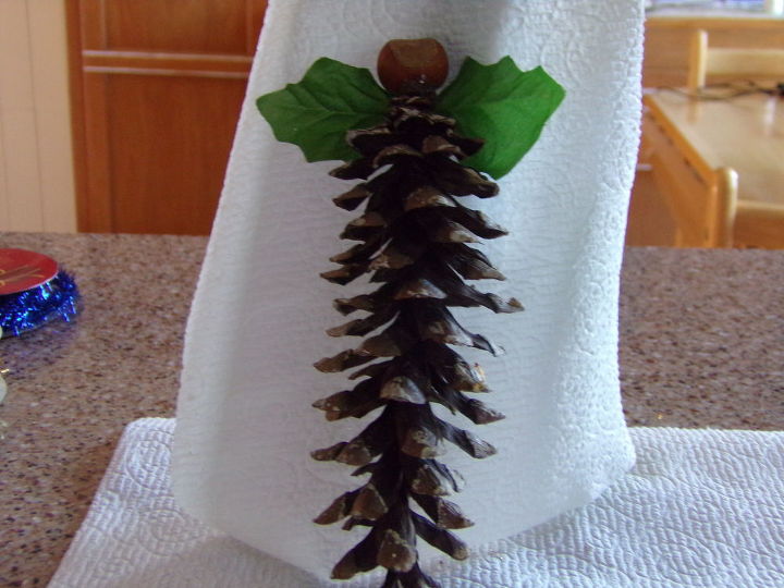 pinecone angel, crafts, seasonal holiday decor, Silk leafs added