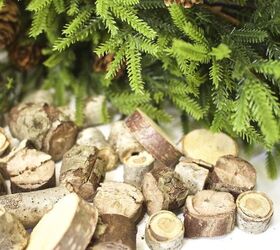 diy stacked wood and moss slice christmas ornament, christmas decorations, crafts, seasonal holiday decor