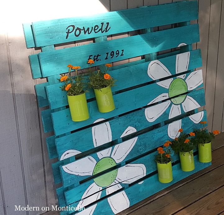 the other side of the pallet project, crafts, pallet, seasonal holiday decor