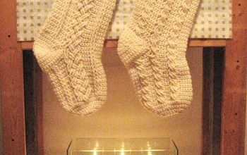 December Series:  Aran Stockings Crochet Pattern