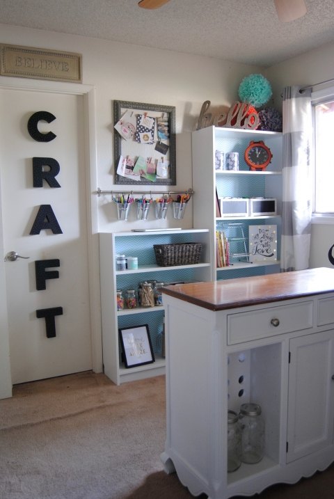 junk room to craft room makeover, craft rooms