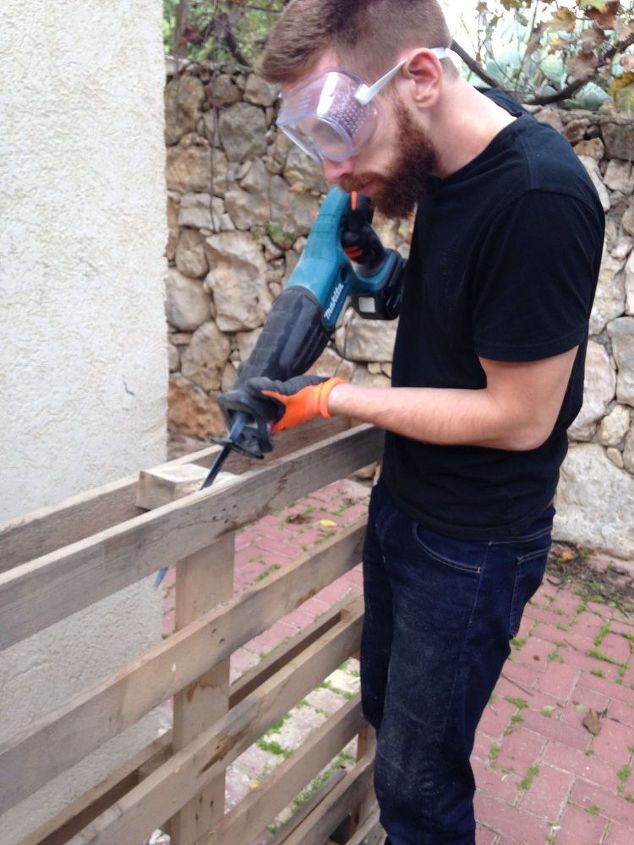 diy outdoor pallet table first woodworking attempt