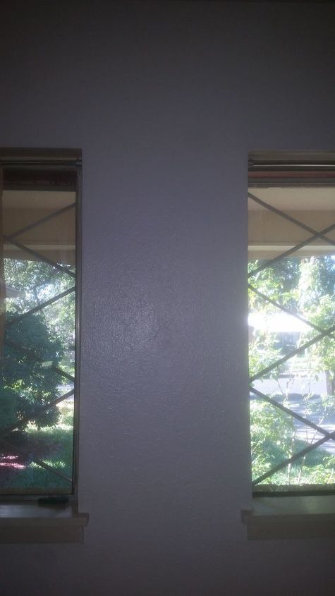q su opinion colgando estas barras de cortina al ras de la pared contigua, No todav a no he pintado el interior del marco de la ventana Los nuevos paneles son de 84