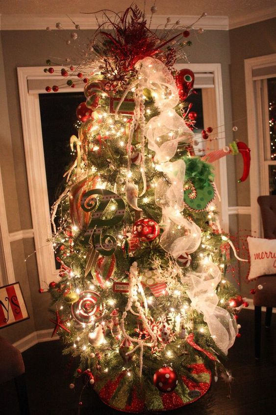 my whimsical christmas tree, christmas decorations, crafts, seasonal holiday decor