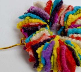 make a fabulous felt garland and decoration out of old sweaters, christmas decorations, crafts, repurposing upcycling, wreaths