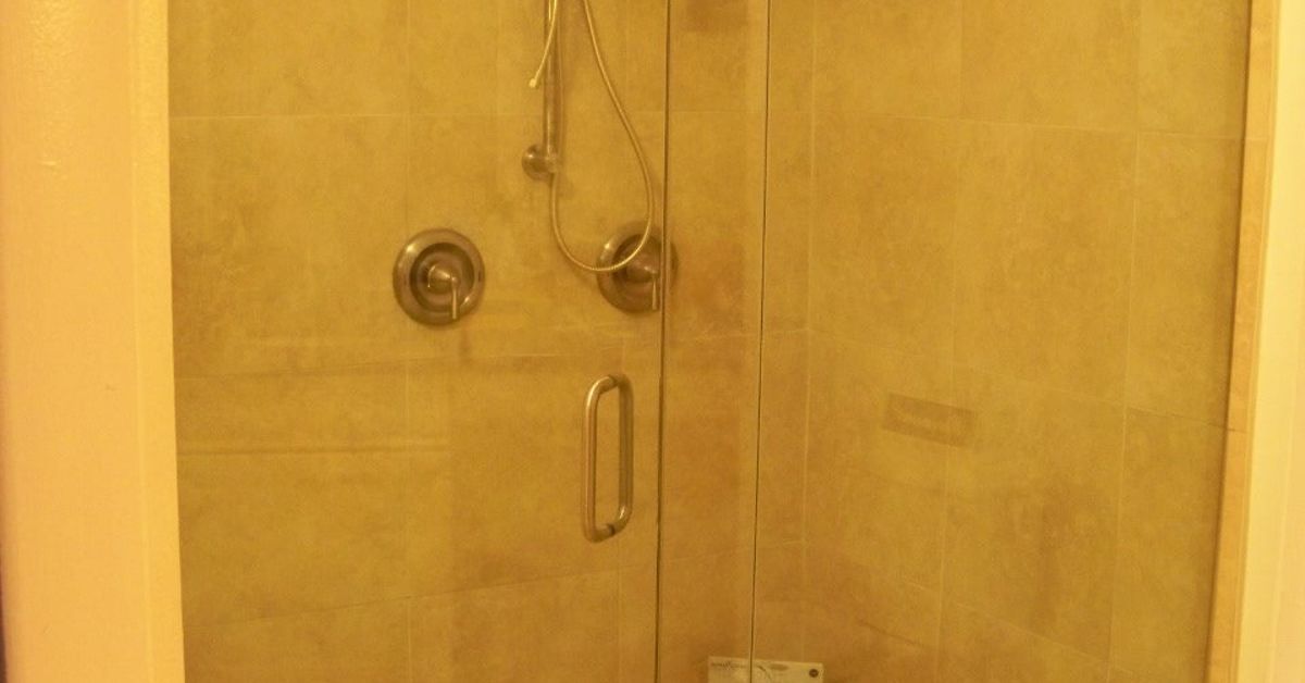 What Is The Best Way To Keep My Glass Shower Doors Clean