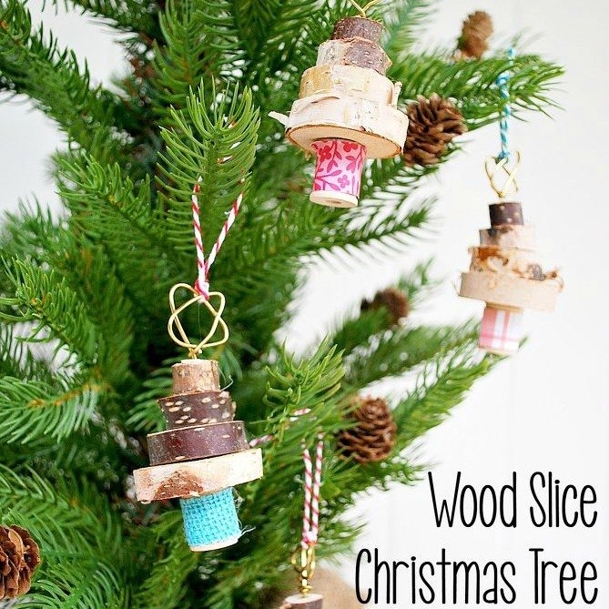 s 26 ridiculously cute ornaments you need this year, crafts, Stacked Wood Slice Trees