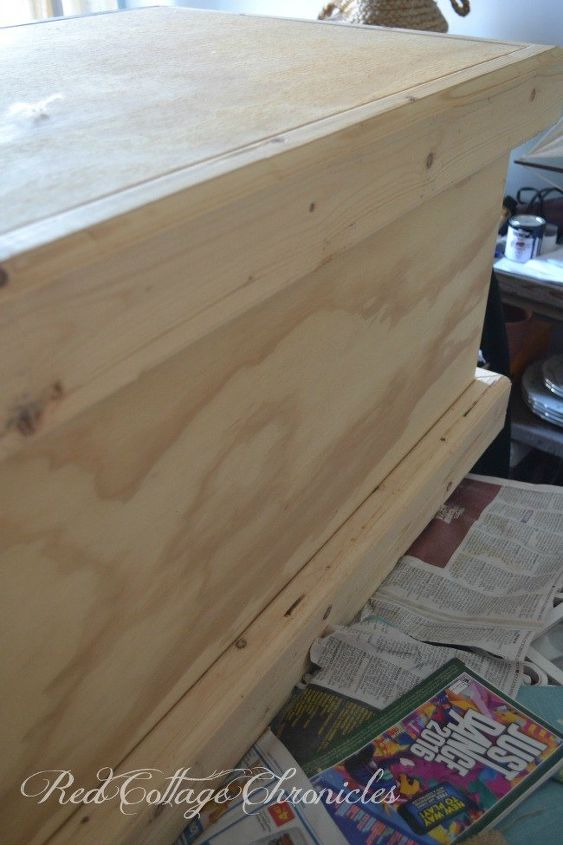 Pottery Barn Inspired Diy Vintage Trunk Hometalk Pottery Barn Inspired Diy Vintage Trunk