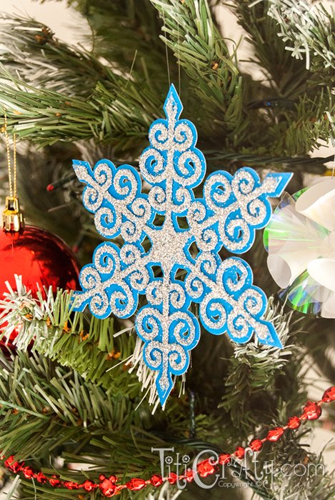 glittered snowflake christmas tree ornament, christmas decorations, crafts, how to, seasonal holiday decor