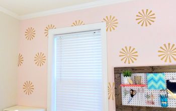 Paint a Custom Stencil With Gold Paint
