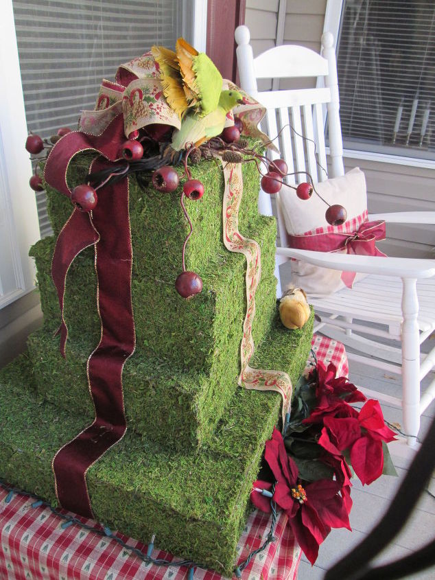 come see the many uses for moss cover for the holidays, christmas decorations, crafts, seasonal holiday decor