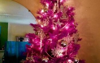 Árvore de Natal roxa