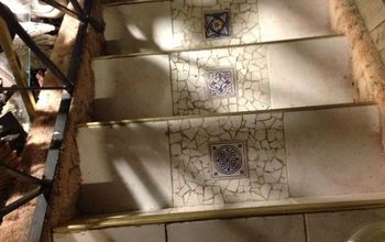 escadas de azulejos da piscina